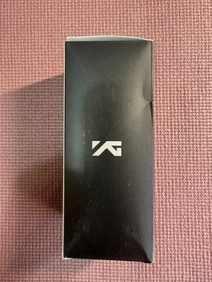 BIGBANG Official Pen Light Stick 10th Anniversary Portable Charger