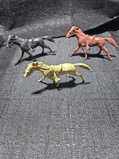 Vintage Marx 54mm Play Set Of 3 Different Color Horses 1960  s Fort Apache Alamo