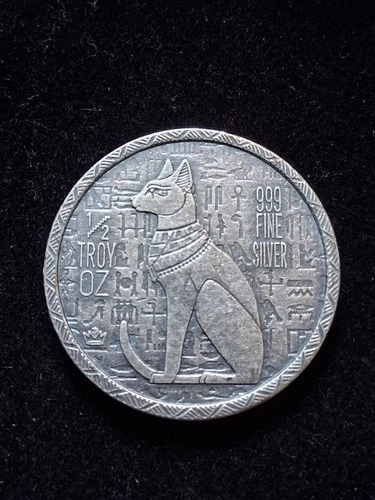 1/2 OZ. 0.999 Fine Silver Round Egyptian Cat Motif 0.5 Oz. Fine Silver Round