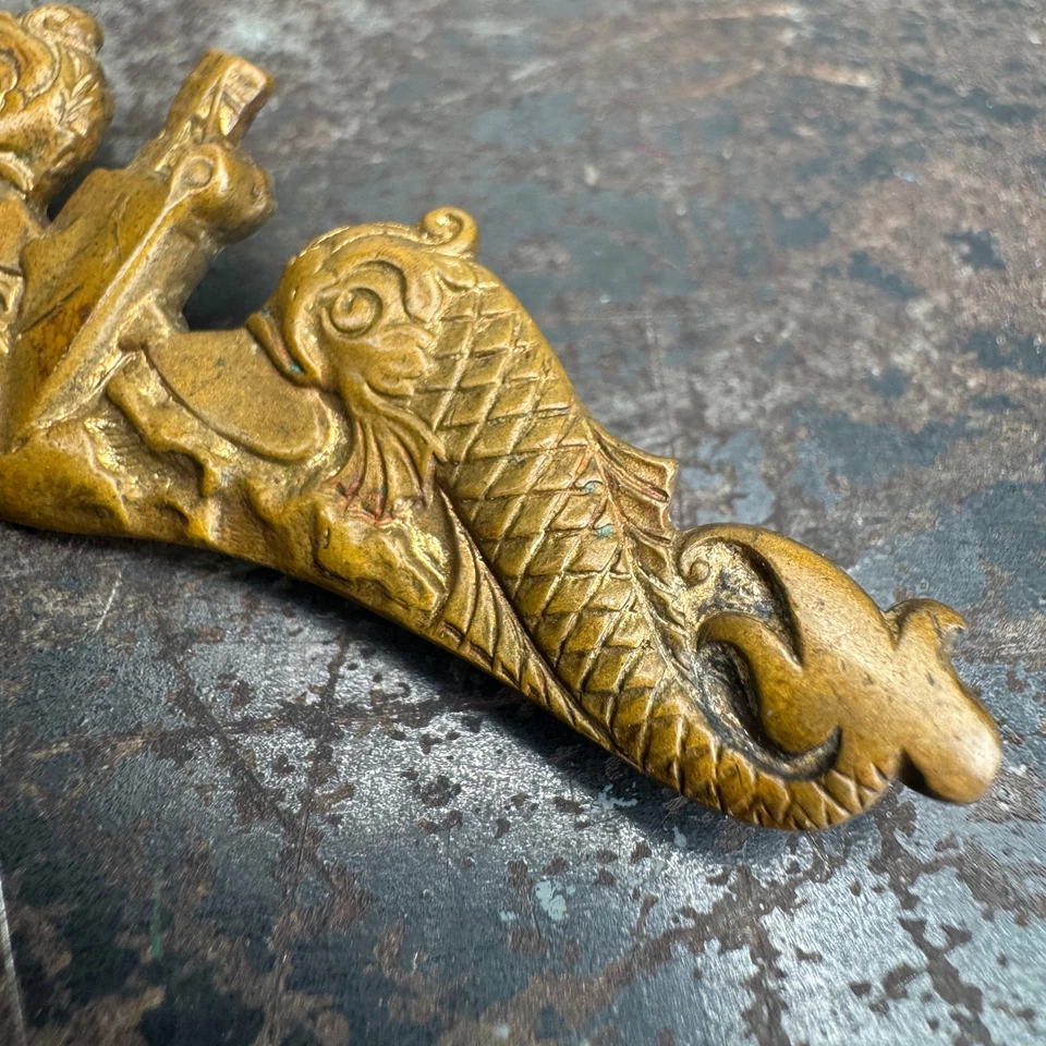 Insignia de submarino de oficiales estadounidenses de la Segunda Guerra Mundial de colección con delfines MEYER METAL - 2,75"  Foto 4 de 4