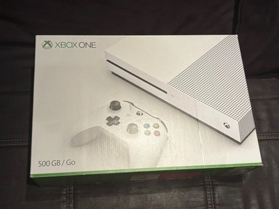 Gebrauchte Xbox One S   Guter Zustand, mit Kabel & Originalverpackung