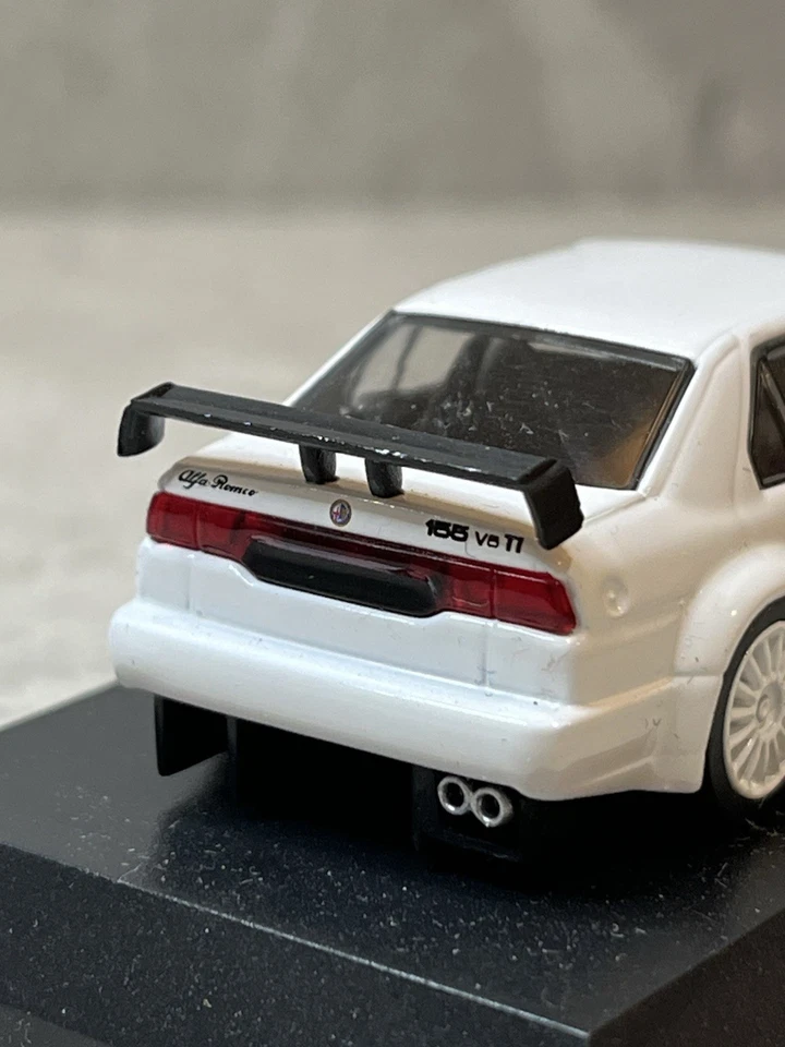 Kyosho 1/64 阿尔法罗密欧系列 4 155 V6 TI 白色 压铸模型车 80E2 — 第 4/4 张图片