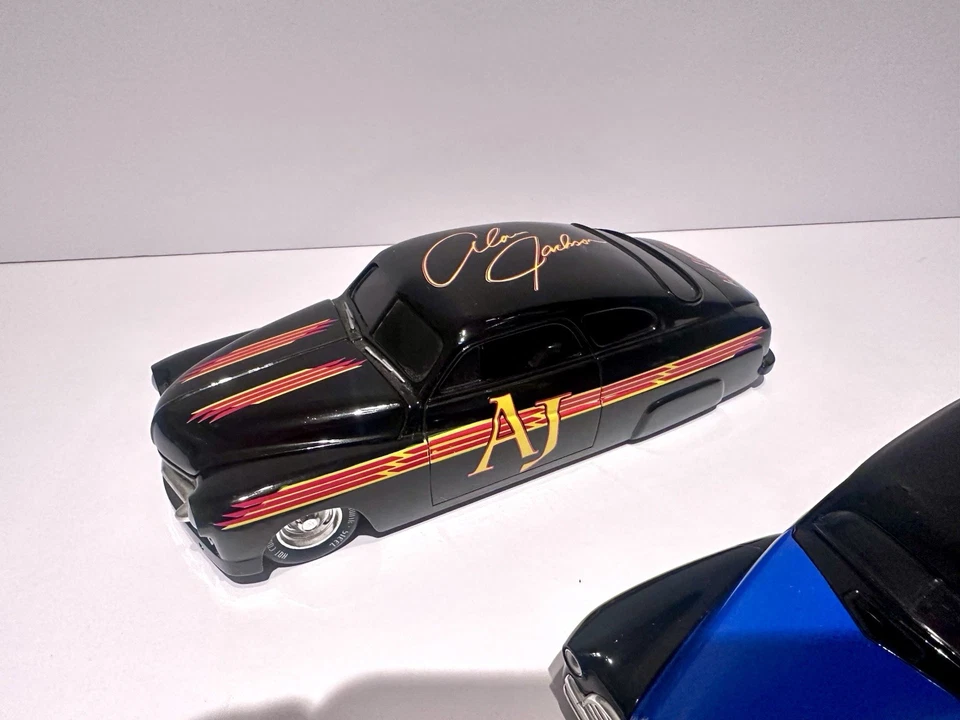 Liberty Classics 1946 Chevy Blue & Rac Champ 49 Mercury 1:24 Limited Edition - Image 2 of 4