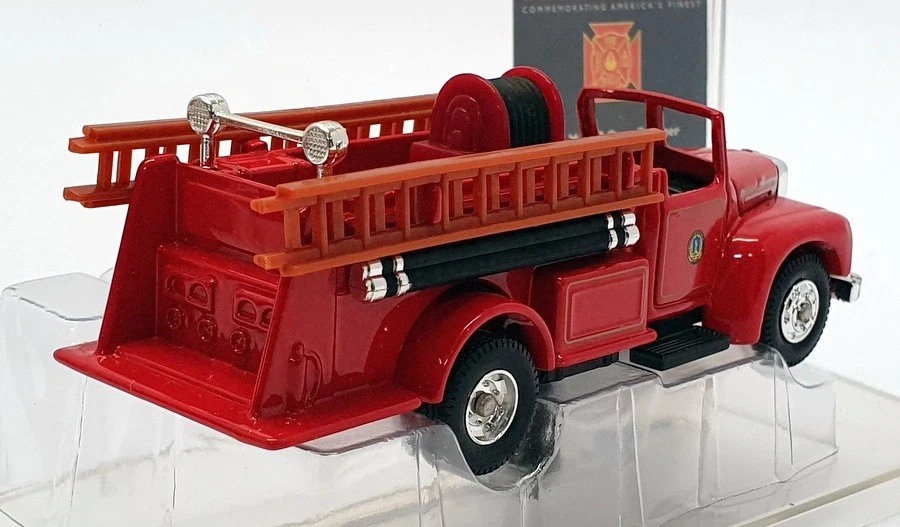 Corgi 10cm Long Diecast CS90055 - Mack B Open Pumper Fire Engine - Lexington - Image 2 of 4