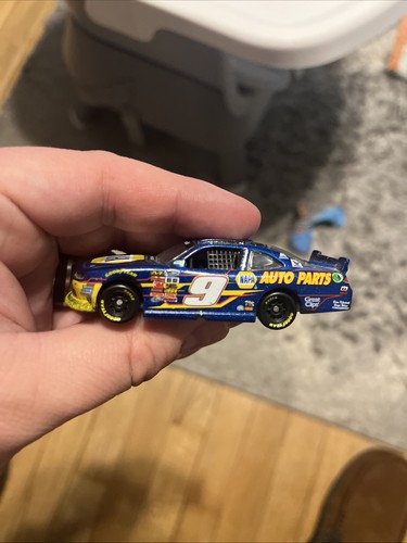 2014 Chase Elliott Nationwide Texas Win #9 Napa 1:64 Raced Win - Picture 2 of 7