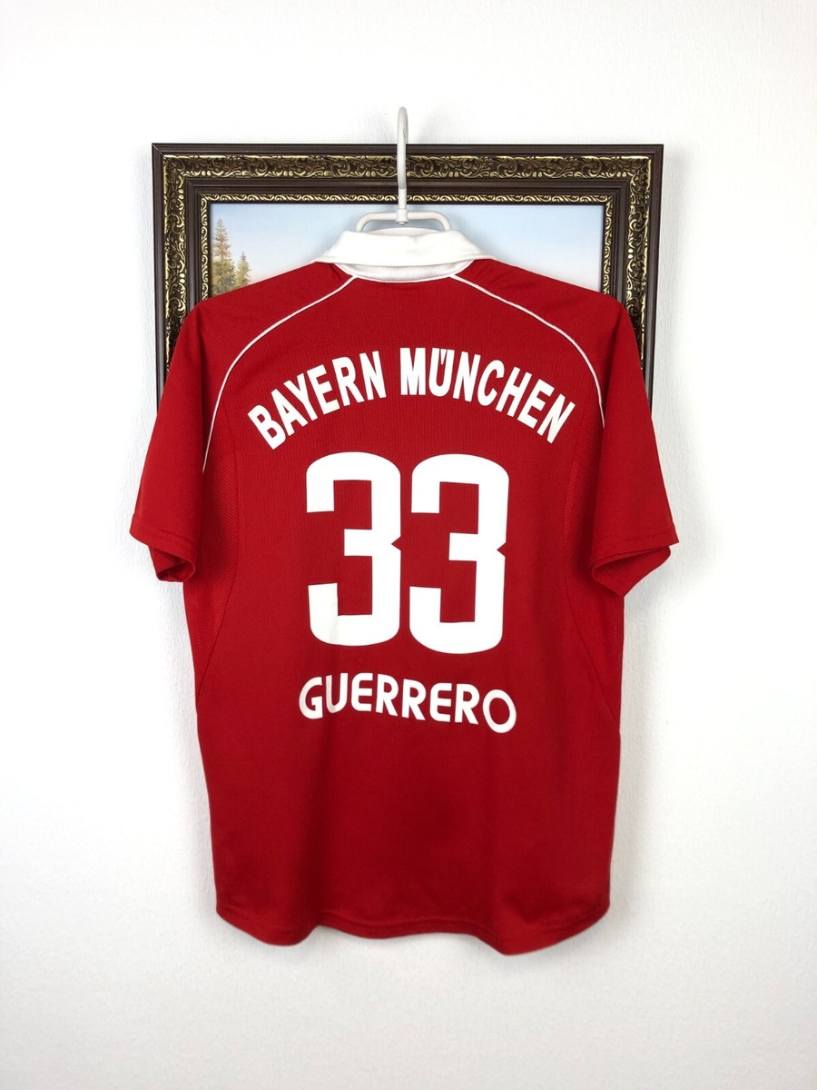 Bayern Munich Home football shirt 2005 Soccer #33 Guerrero Jersey