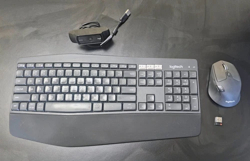 Logitech MK850 Performance Wireless Bluetooth Keyboard + Mouse & Webcam Combo⌨🖱