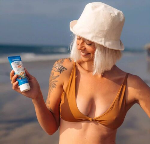 Badger Reef Safe Sunscreen, SPF 40 Sport Mineral 2.9 Fl Oz (Pack of 2) - Picture 3 of 3