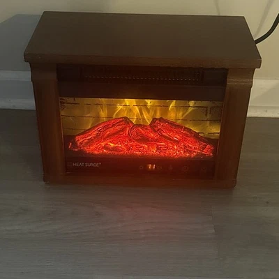 heat surge electric fireplace 1200W Model WM 18D. No Remote - Image 1 of 4
