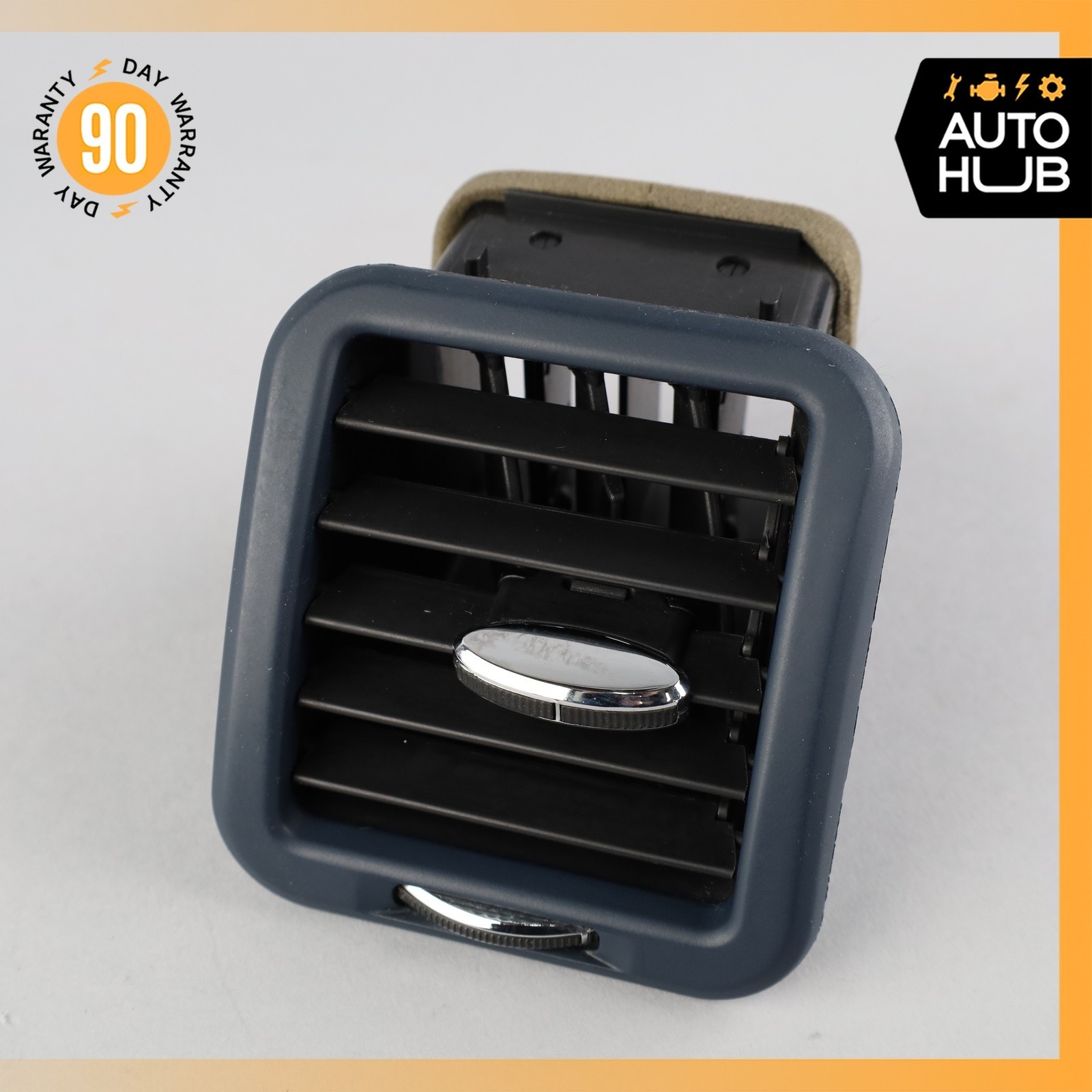 09-13 Maserati Quattroporte M139 Front Right or Left Console AC A/C Air Vent OEM