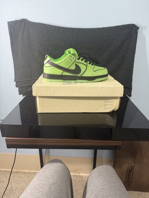 #ad Sb Dunks Powerpuff Girls Mean green Size 6.5 Men’s. Shoe boxed damaged $200.00