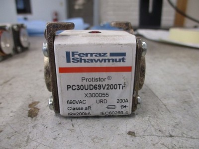 Ferraz Shawmut Protistor Fuse PC30UD69V200TF 200A 690V Used
