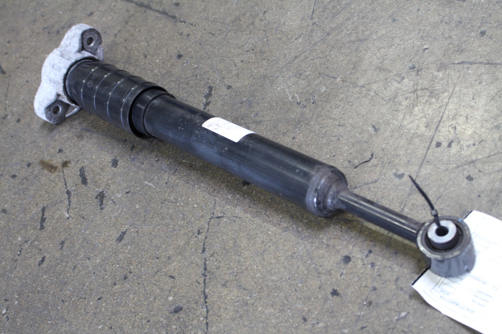 Maserati Ghibli, Rear Shock Absorber, Used, P/N 670008899