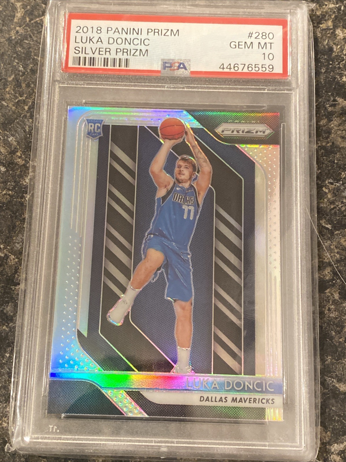 2018 LUKA DONCIC PANINI PRIZM SILVER PRIZM PSA 10