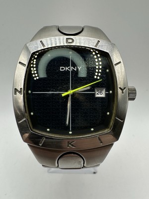 DKNY NY-5005 Vintage Stainless Silver Men’s Quartz Square Watch Y2K Date 