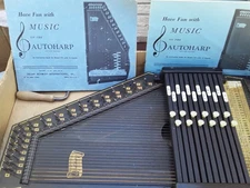 (0002) Vintage 1955 Oscar Schmidt Autoharp w/ Original Box & Songbooks – As-Is