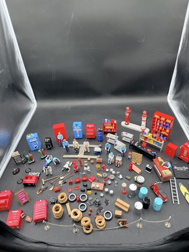 Snap On Blue Point Garage Diorama Lot Of Hundreds Of Pieces