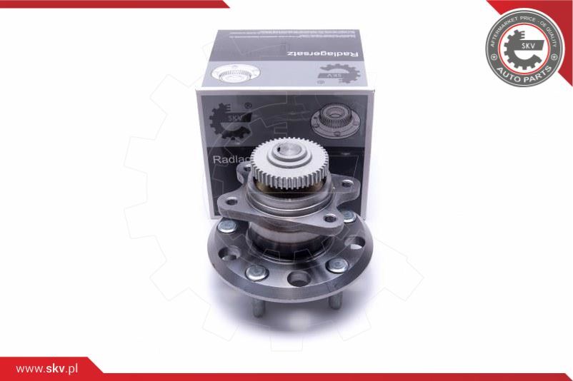 Rear Wheel Hub Bearing SKV For HYUNDAI Sonata V KIA Magentis ; 527303K000