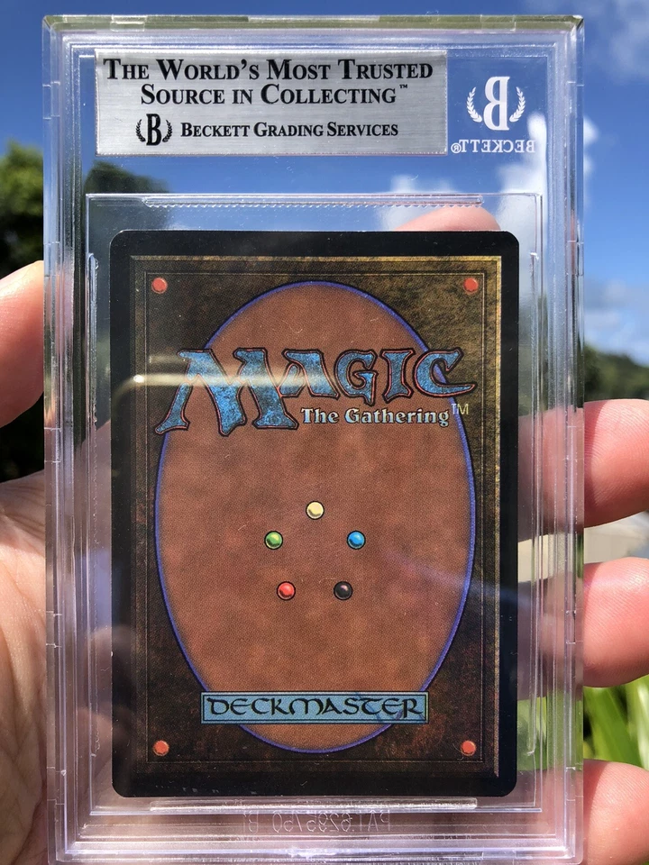 MOUNTAIN V3, BETA, 1993 MTG, BGS 9.0, GRADED "MINT"! - Image 2 of 4