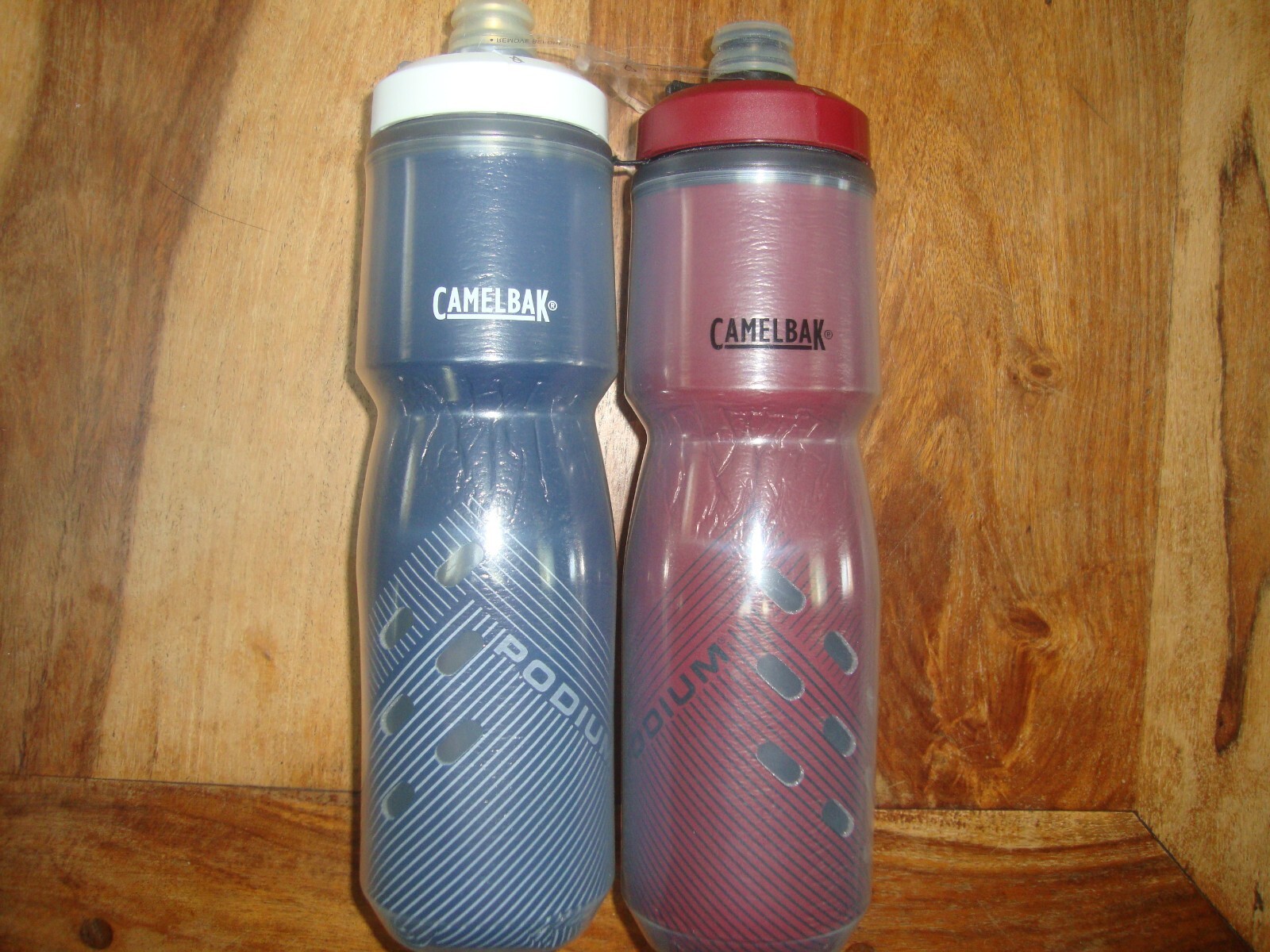 2 CAMELBAK Podium Chill Series  Insulated Bicycle Water Bottles 24 Oz