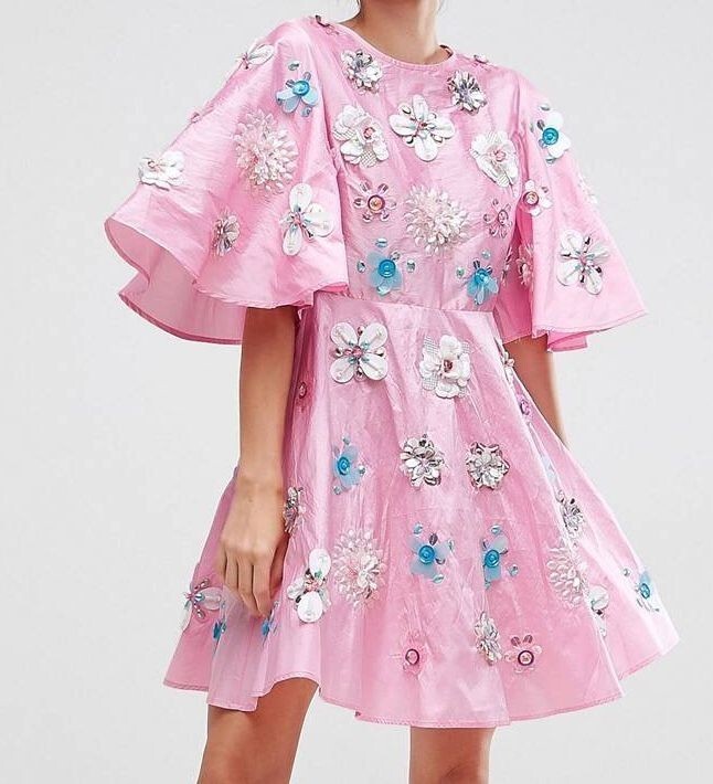 Vestito Asos Luxe in Taffeta Rosa con ricami a maxi fiori