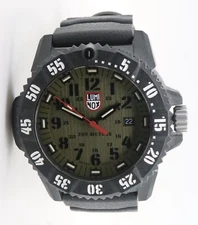 Auth. Luminox 3800 Mens 300m Quartz 46mm Green Dial Auto Wrist Watch