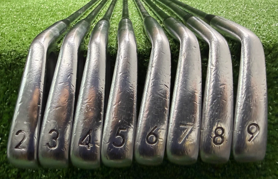 MaxFli Revolution Black Dot Iron Set 2-9i / DG Stiff Steel / NEW GRIPS / sa6634 - Image 2 of 4