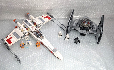 LEGO Star Wars Darth Vader: Darth Vader's Tie Fighter 8017 + 9493 Luke R2-D2