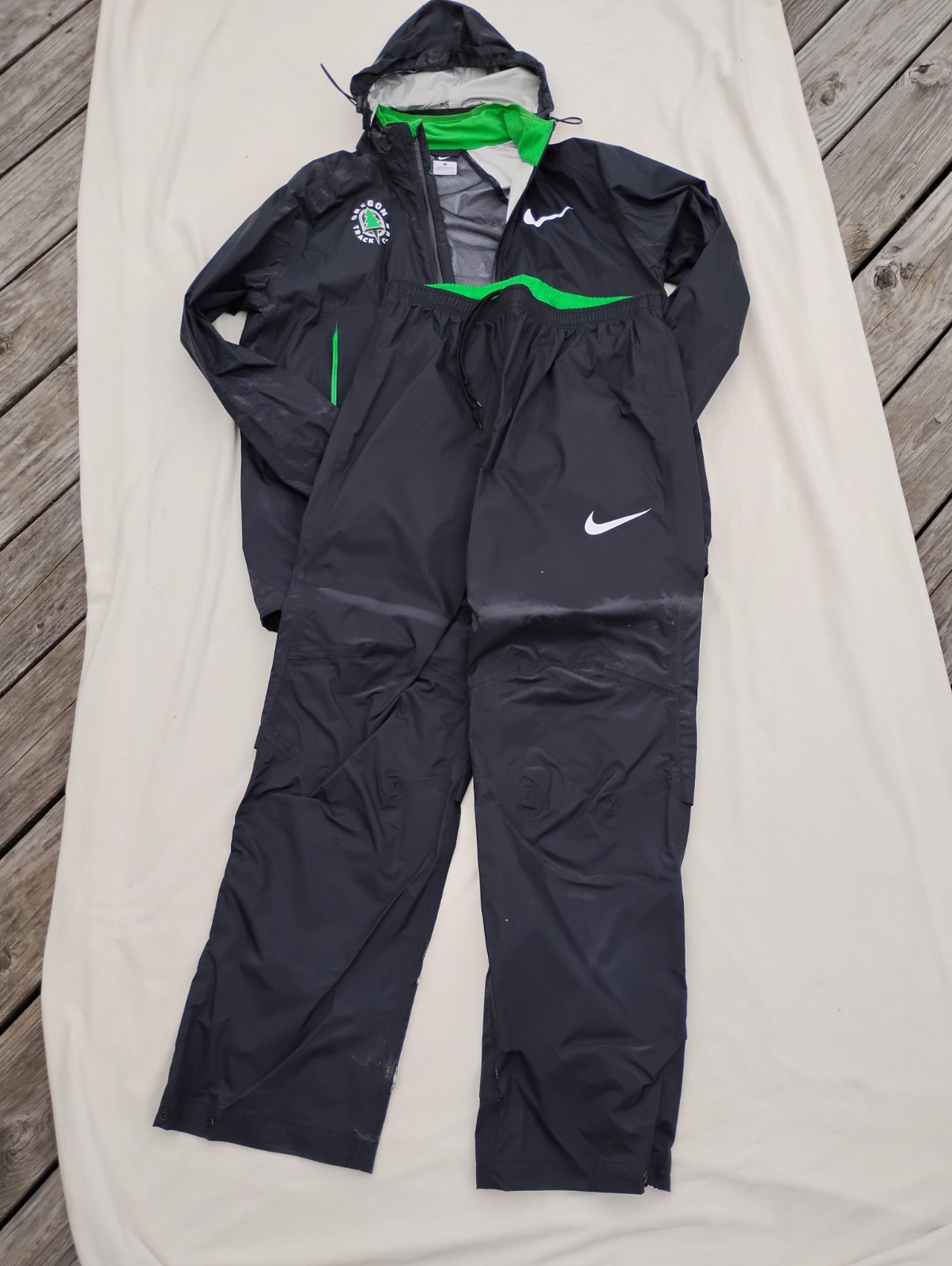 VINTAGE OREGON TRACK CLUB SUIT RAIN RUNNING JACKET PANTS STEVE PREFONTAINE RARE