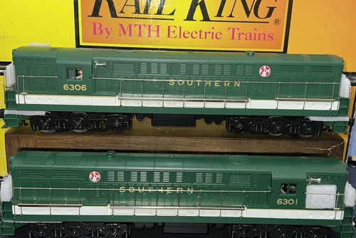 Juego de motor diésel MTH RailKing 30-20496-1 SOUTHERN FM Trainmaster calibre O PS3.0 | Zustand: New