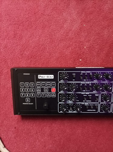 Behringer Pro 800 8 Voice Analogue Poly Synth - Picture 3 of 5
