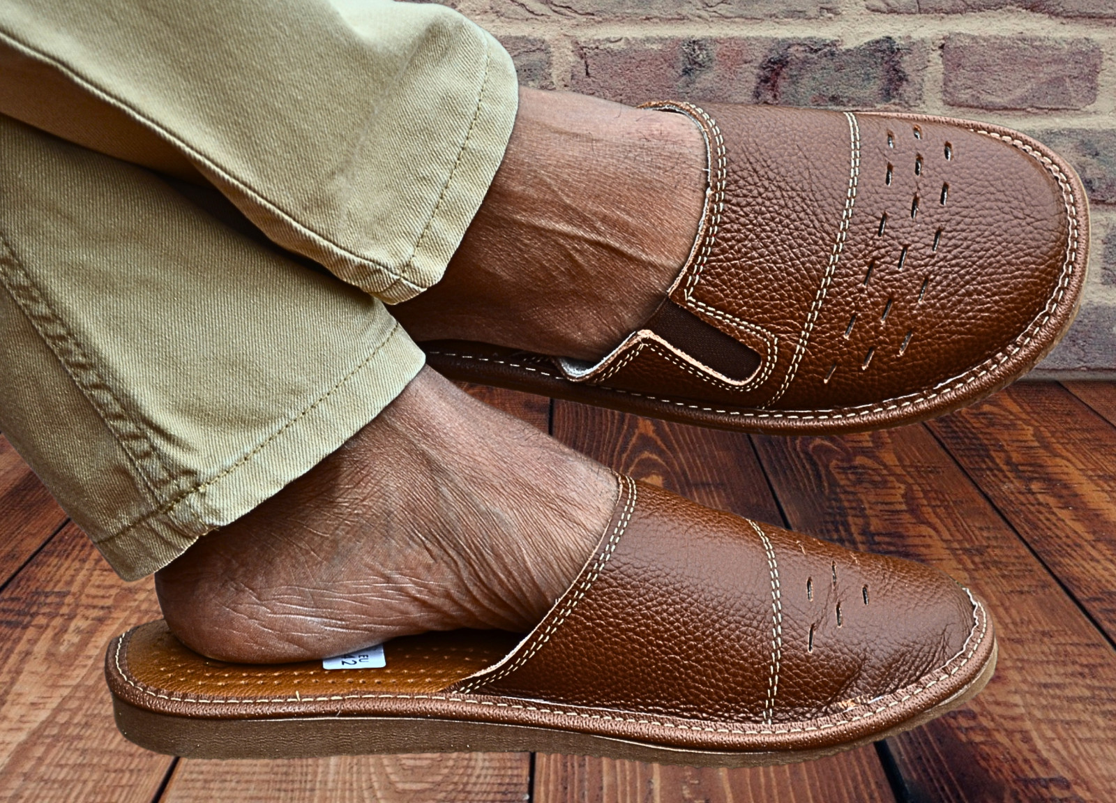 Zapatillas de cuero para hombre hechas a mano plantilla de piel de oveja polacas caballeros mulas casa zapatos