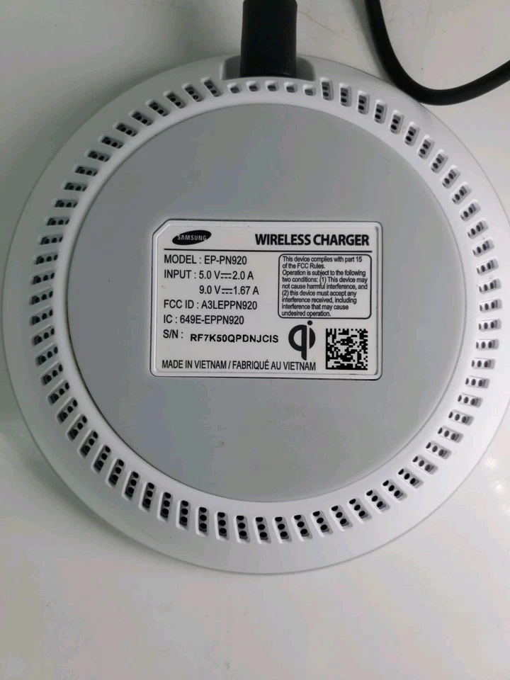 Samsung EP-PN920 Blanco Universal Qi Inalámbrico Cargador Rápido Pad con Cable y Enchufe Foto 3 de 4