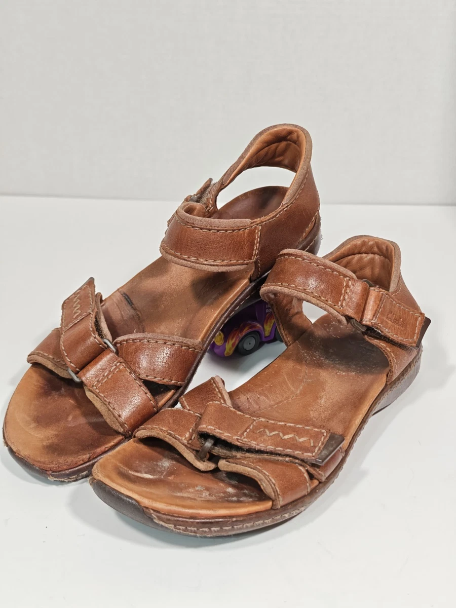 Clarks Active Air Sandals in Men display picture 2
