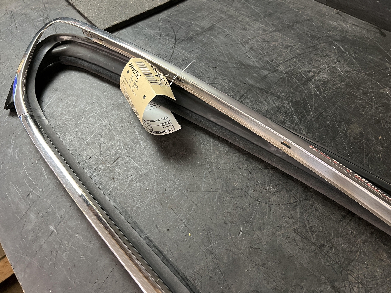 03-10 BENTLEY CONTINENTAL GT PASSENGER RH EXTERIOR CHROME ROOF TRIM 3W8853704F