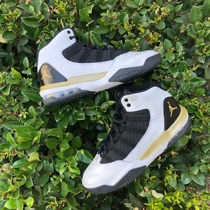 jordan max aura gold