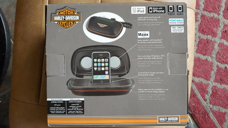 ¡NUEVO EN CAJA! Harley Davidson® iPhone® 2009 ¡Estación de acoplamiento con altavoces! ¡COLECCIONABLE! Foto 2 de 4