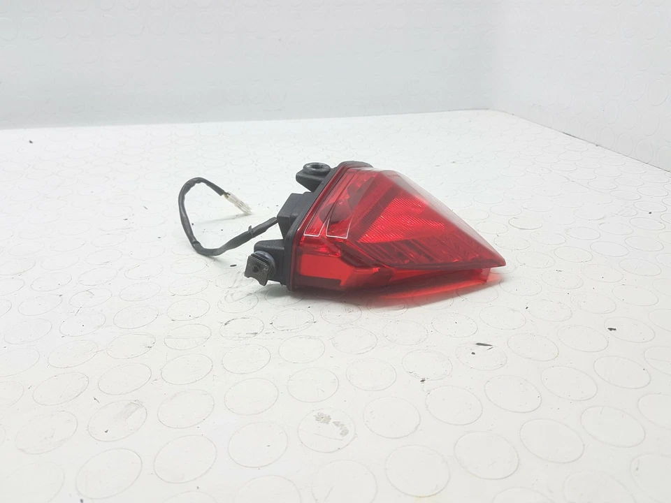 Faro Trasero Stop HONDA CB 1000 R 2008 2016 ABS - Imagen 2 de 4