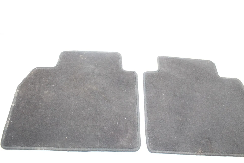 01-06 PAR ALFOMBRILLAS TRASERAS MERCEDES-BENZ S55 AMG Q9102 Foto 4 de 4