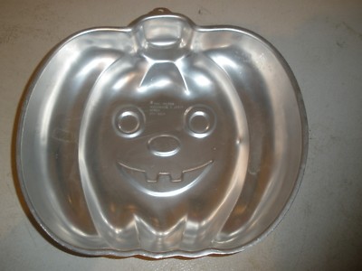 Pumpkin Jack-O-Lantern Wilton Halloween Cake Pan Jello Mold 1987 502-9414