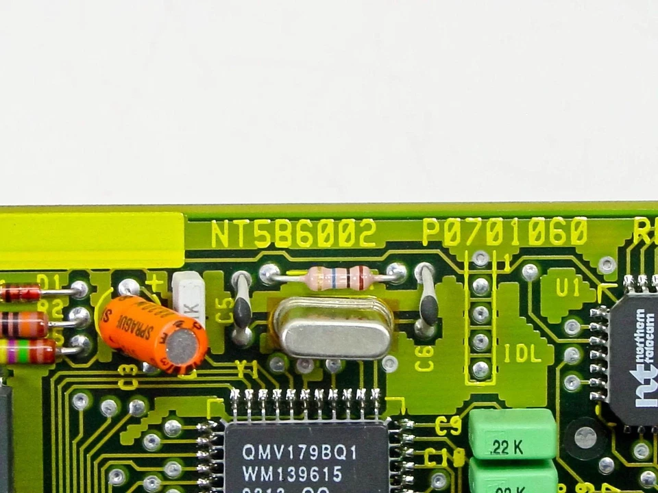 Módem de tarjeta ISA de 8 bits Northern Telecom NT5B6002 ISA Foto 3 de 4