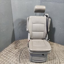 VW Transporter T5 Rear Single Seat Swivel ref D302.2