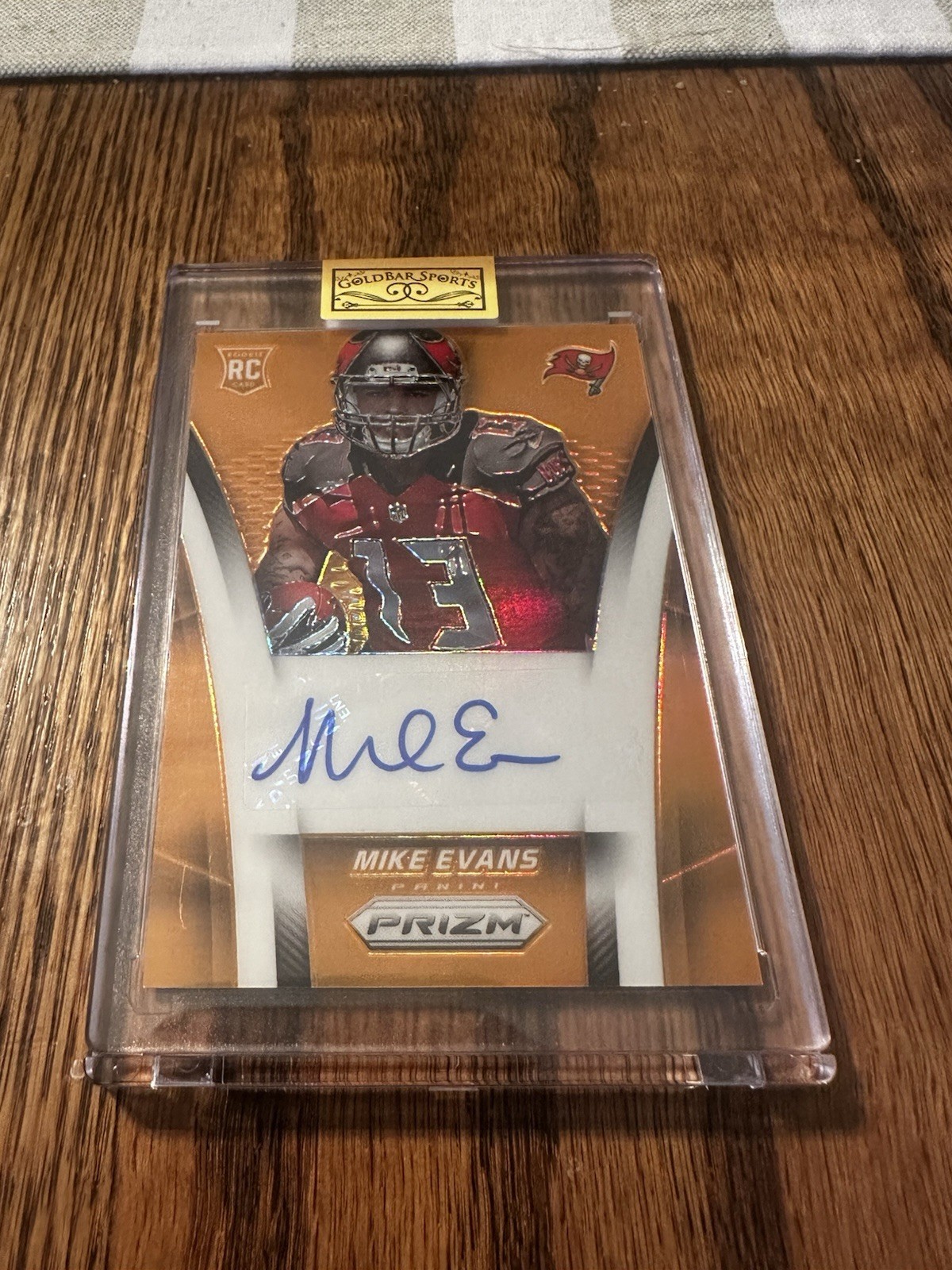 2014 Panini Prizm Mike Evans Auto Gold (logo) RC /75