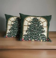 Christmas Needlepoint Pillow Wool Newport Vintage Tree Toys Presents 15"