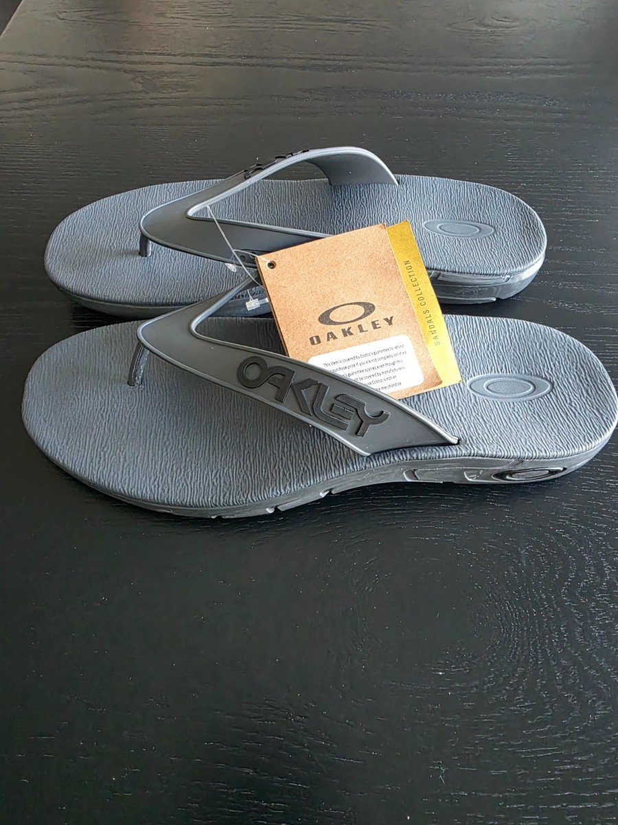 Oakley B1B Flip-Flop Men display picture 3