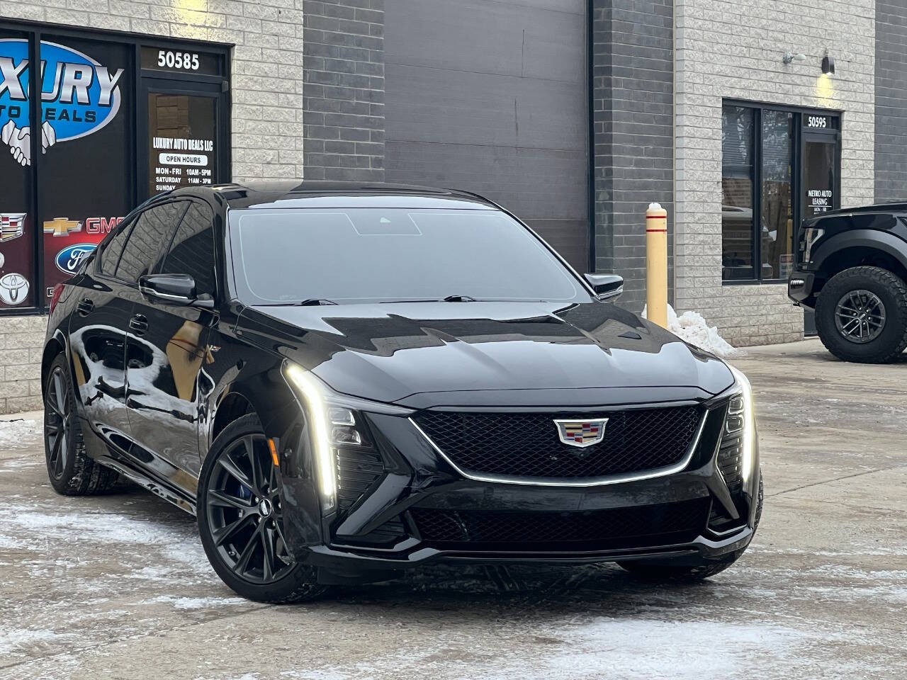 2025 Cadillac Ct5-V Base AWD 4dr Sedan
