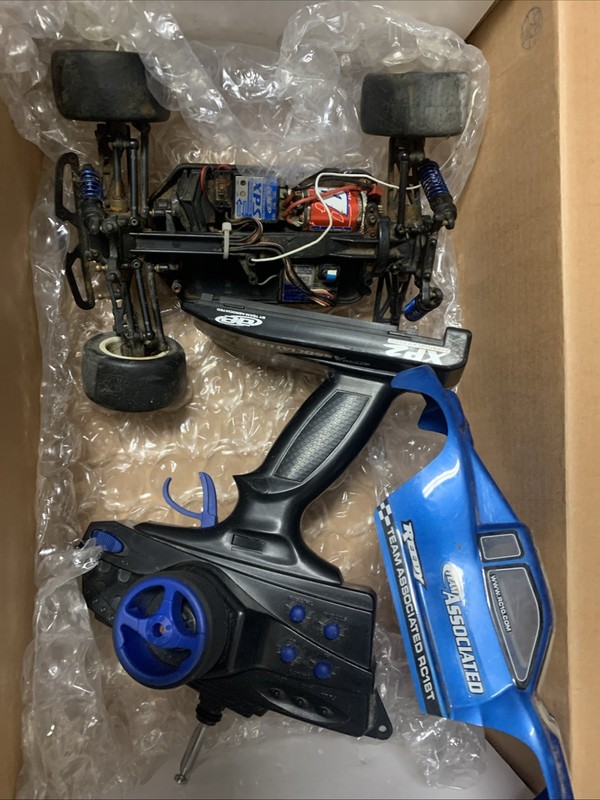 vintage Rc team associated rc18t Parts Lot