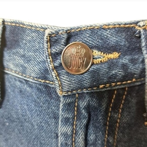 Juicy Couture Women's Denim Blue Shorts Mid Rise Anna Relaxed Size 30 - Picture 13 of 15
