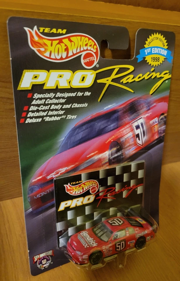 Chevrolet Monte Carlo 1998 primera edición 1:64 #50 Hendrick Motorsports Foto 2 de 4