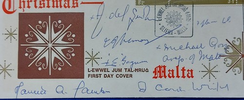 1975 Malta, Christmas FDC Signed By Archbishop Mikiel Gonzi & Rev Charles Vella - Picture 3 of 7